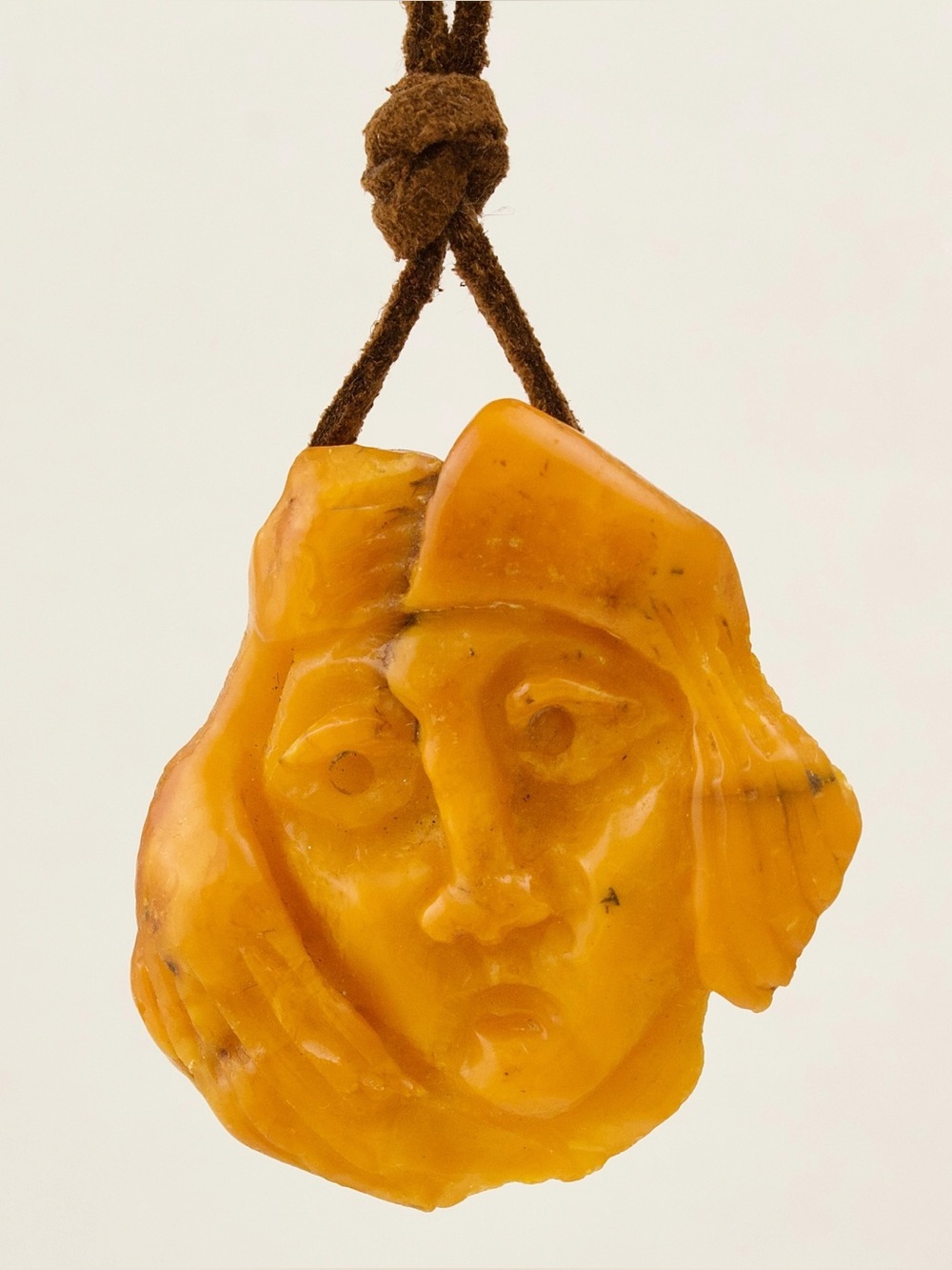 Vintage Carved Amber Face Pendant Necklace